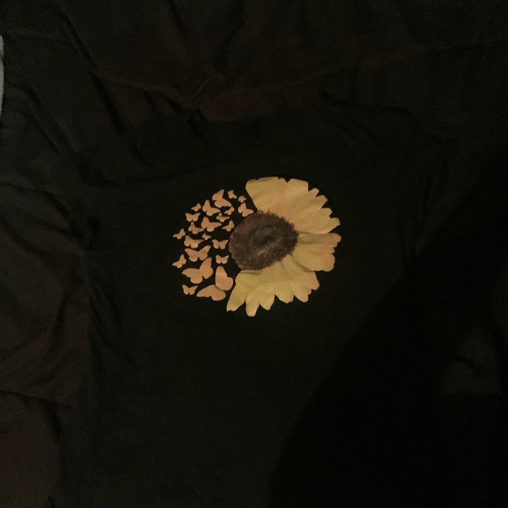 Butterfly flower shirt for 8$